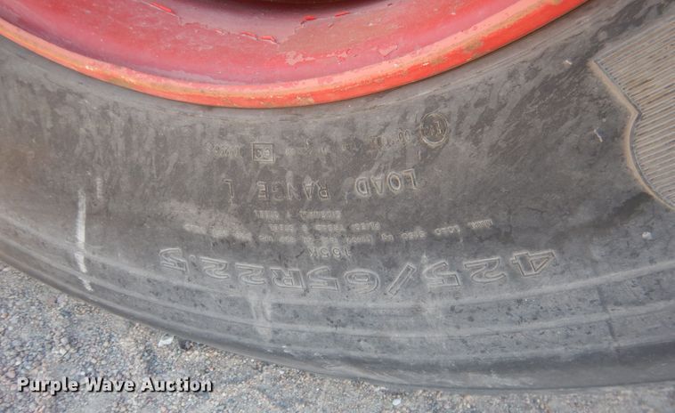 image for item HQ9541 1996 Mack RD688S  crane truck