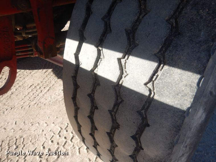 image for item HQ9541 1996 Mack RD688S  crane truck