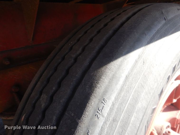 image for item HQ9541 1996 Mack RD688S  crane truck