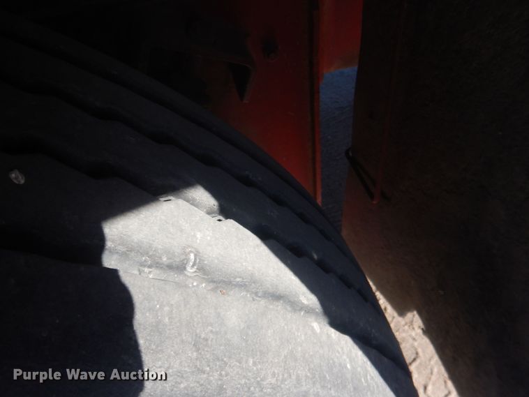 image for item HQ9541 1996 Mack RD688S  crane truck