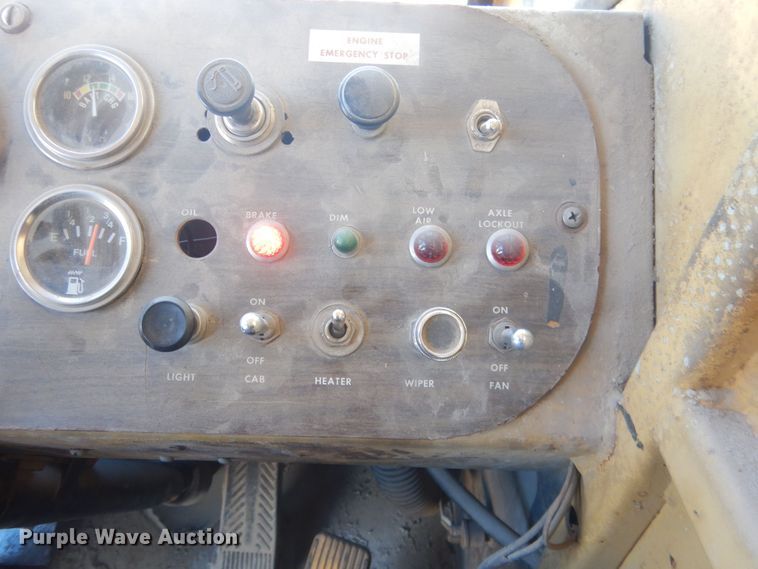 image for item HQ9543 1973 Grove TM375  crane