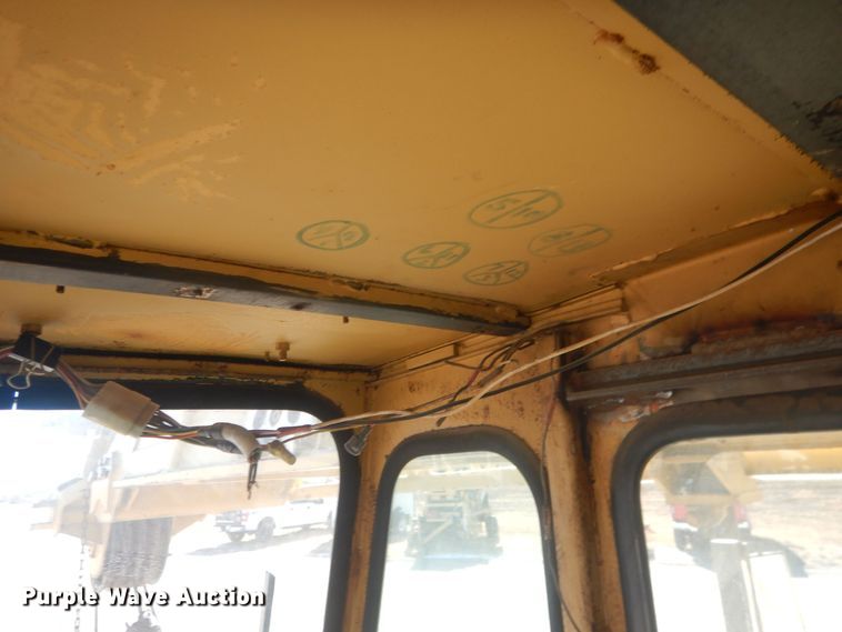 image for item HQ9543 1973 Grove TM375  crane