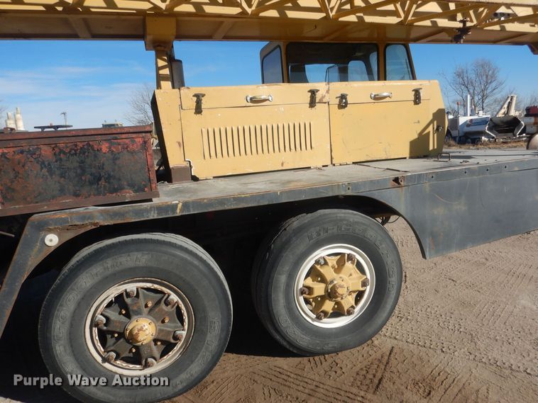image for item HQ9543 1973 Grove TM375  crane