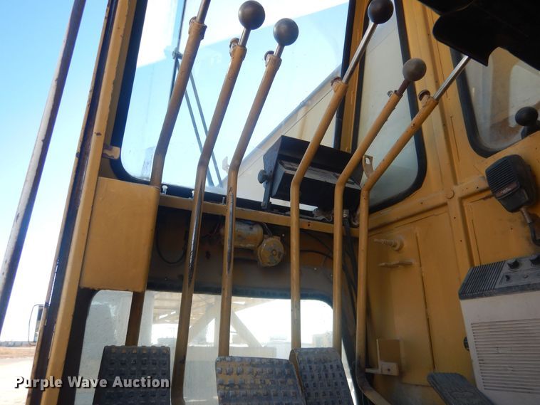 image for item HQ9543 1973 Grove TM375  crane