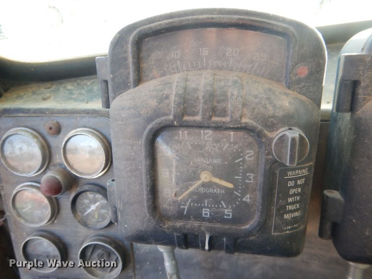 image for item HQ9556 1974 Kenworth W900  dump truck