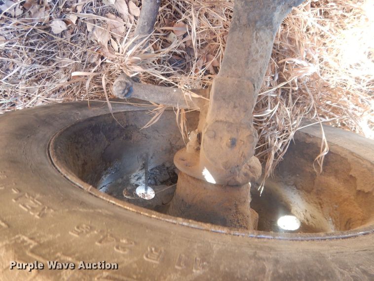 image for item HQ9556 1974 Kenworth W900  dump truck