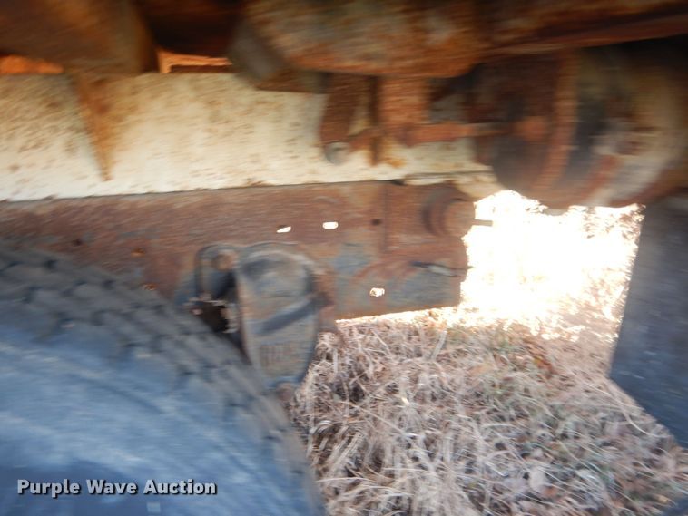 image for item HQ9556 1974 Kenworth W900  dump truck