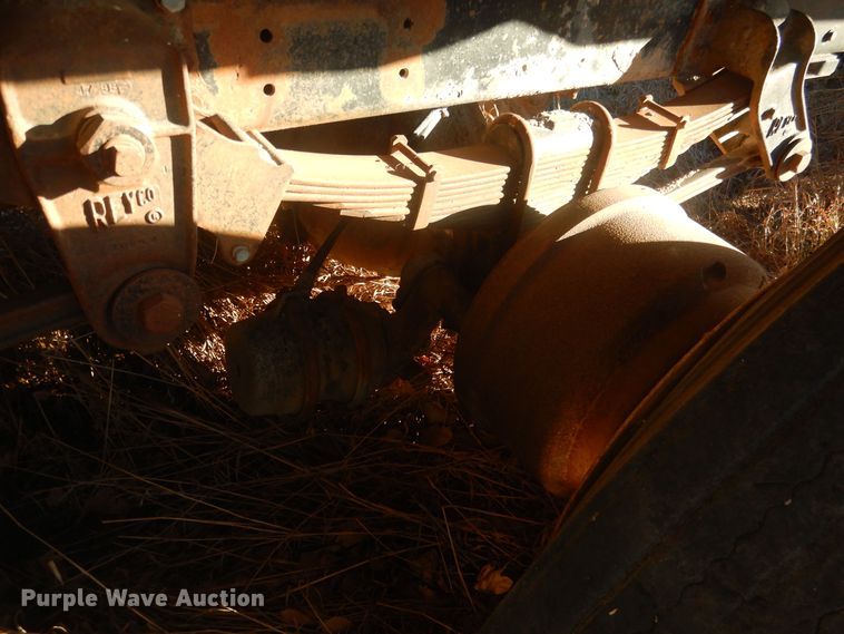 image for item HQ9556 1974 Kenworth W900  dump truck