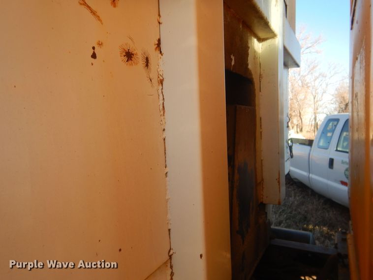 image for item HQ9556 1974 Kenworth W900  dump truck