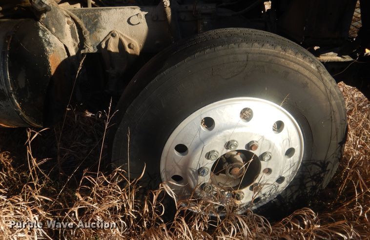 image for item HQ9556 1974 Kenworth W900  dump truck