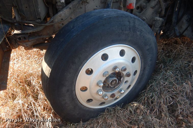 image for item HQ9556 1974 Kenworth W900  dump truck