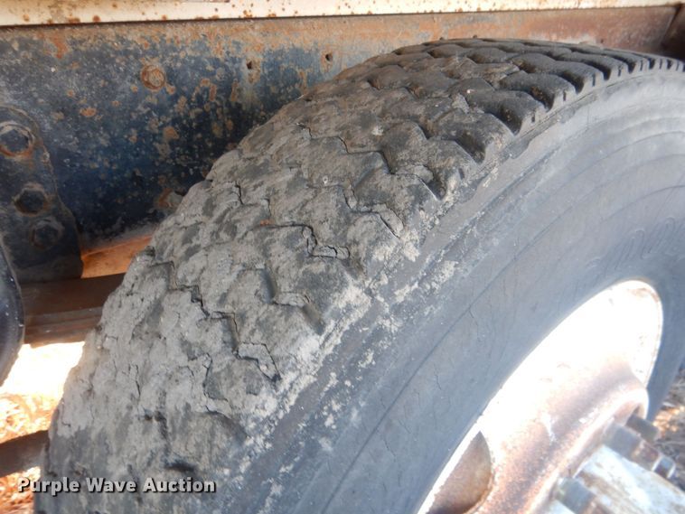 image for item HQ9556 1974 Kenworth W900  dump truck