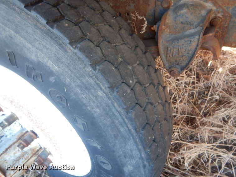 image for item HQ9556 1974 Kenworth W900  dump truck