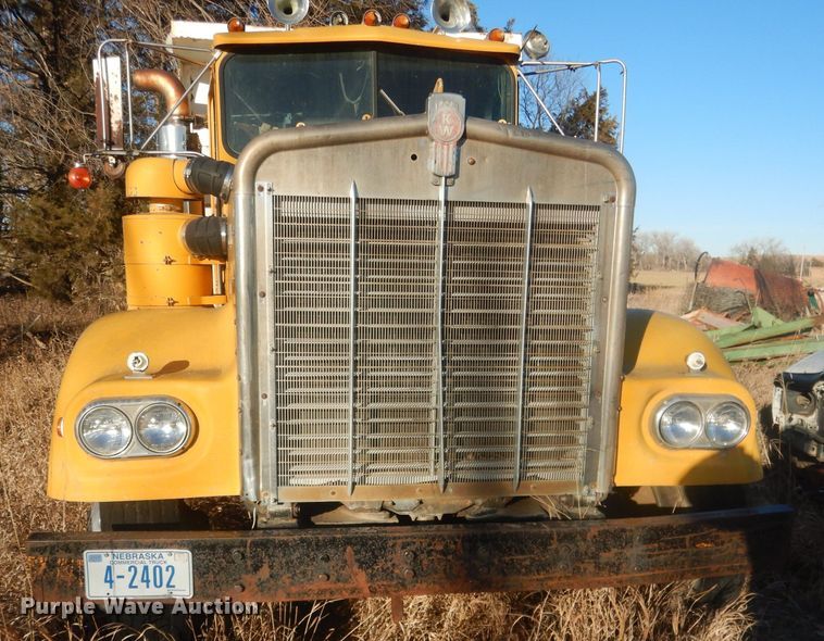 image for item HQ9556 1974 Kenworth W900  dump truck