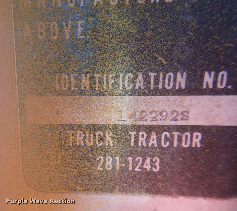 image for item HQ9556 1974 Kenworth W900  dump truck