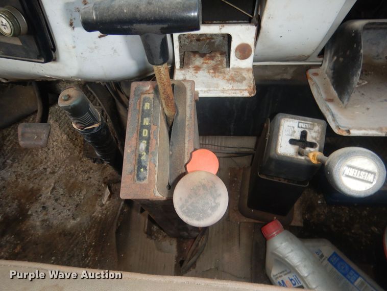 image for item HQ9564 1985 Chevrolet C6500  dump truck