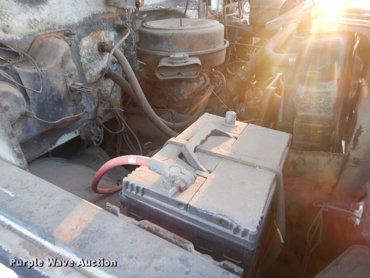 image for item HQ9564 1985 Chevrolet C6500  dump truck