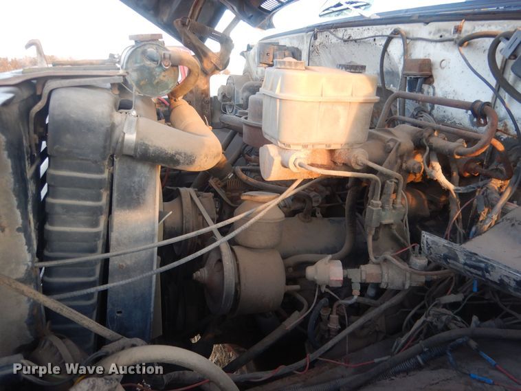 image for item HQ9564 1985 Chevrolet C6500  dump truck