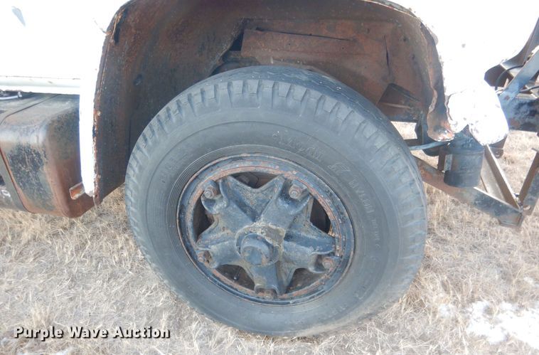 image for item HQ9564 1985 Chevrolet C6500  dump truck