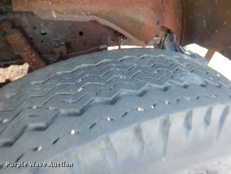 image for item HQ9564 1985 Chevrolet C6500  dump truck