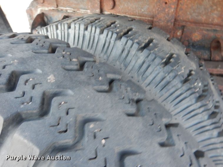 image for item HQ9564 1985 Chevrolet C6500  dump truck