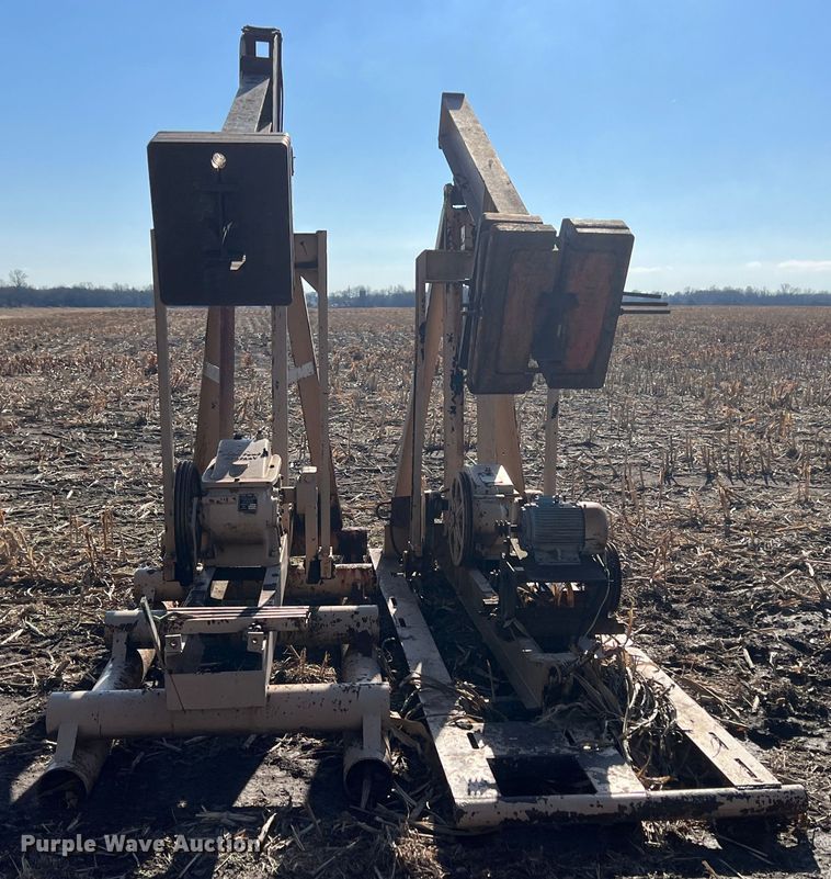 image for item ID9247 (2) pump jacks