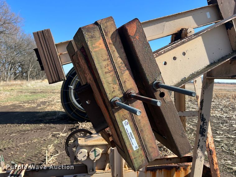 image for item ID9247 (2) pump jacks