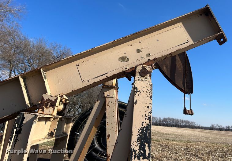 image for item ID9247 (2) pump jacks