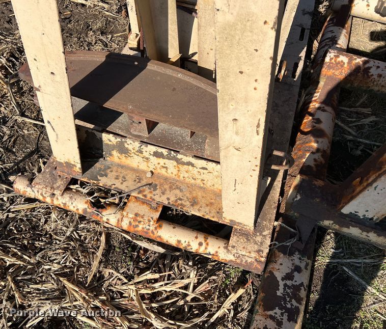 image for item ID9247 (2) pump jacks