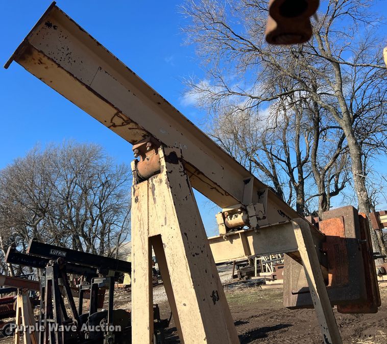 image for item ID9247 (2) pump jacks