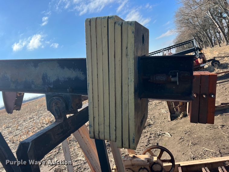 image for item ID9248 (3) pump jacks