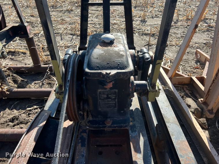 image for item ID9248 (3) pump jacks