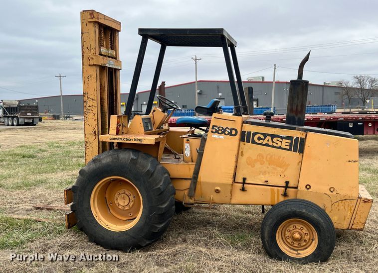 image for item ID9273 1982 Case 586D  forklift