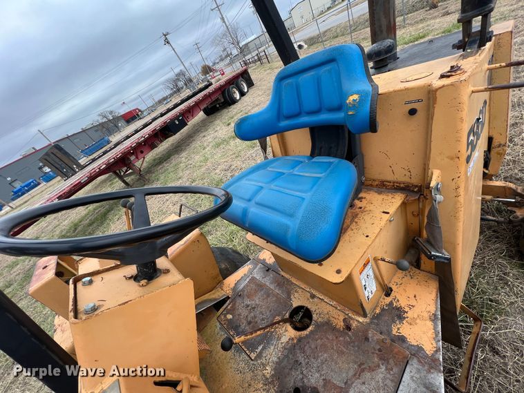 image for item ID9273 1982 Case 586D  forklift