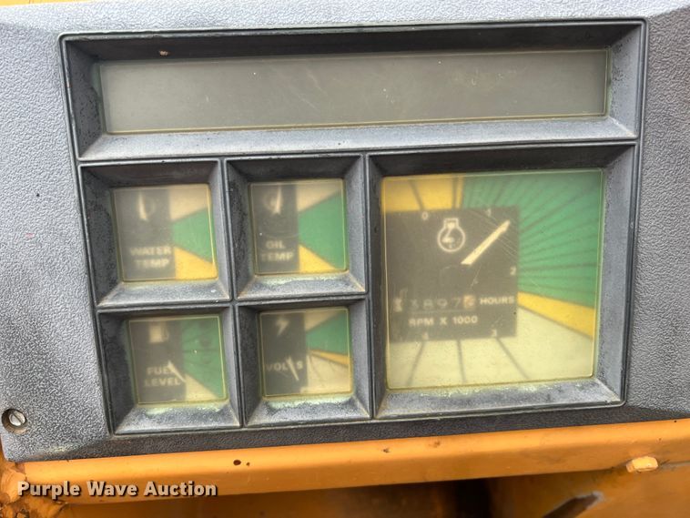 image for item ID9273 1982 Case 586D  forklift