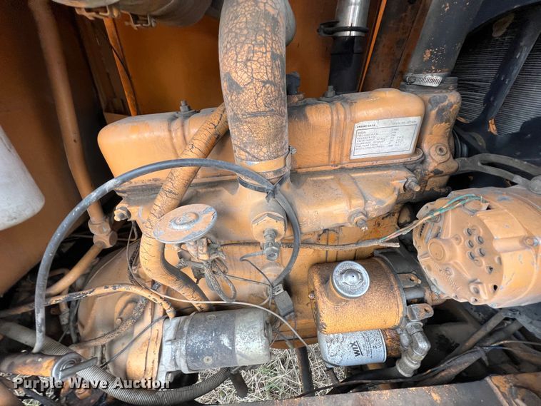 image for item ID9273 1982 Case 586D  forklift