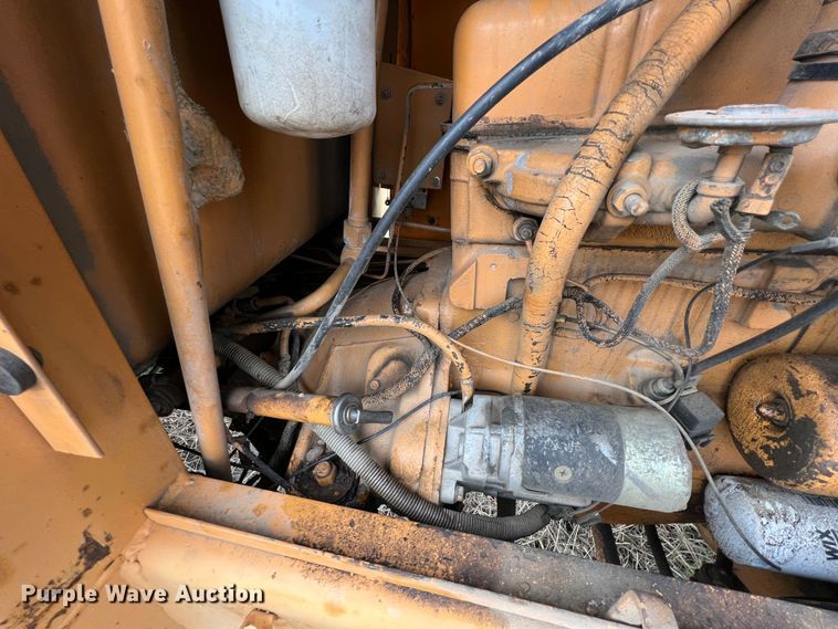 image for item ID9273 1982 Case 586D  forklift