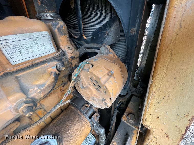 image for item ID9273 1982 Case 586D  forklift