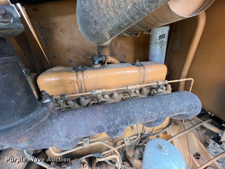 image for item ID9273 1982 Case 586D  forklift