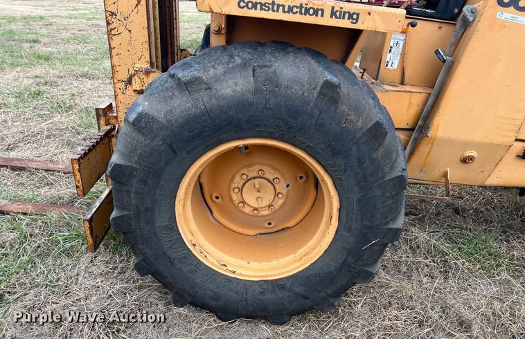 image for item ID9273 1982 Case 586D  forklift