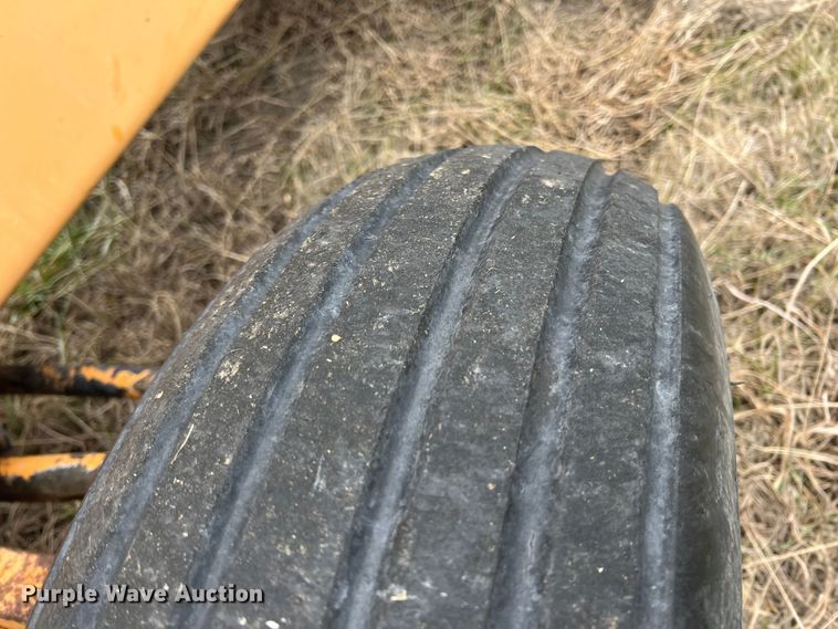 image for item ID9273 1982 Case 586D  forklift