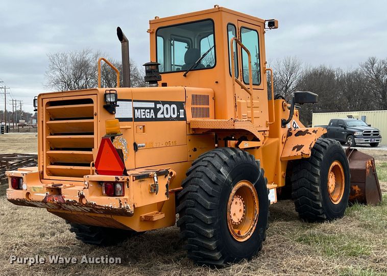 image for item ID9274 2002 Daewoo Mega 200III  wheel loader