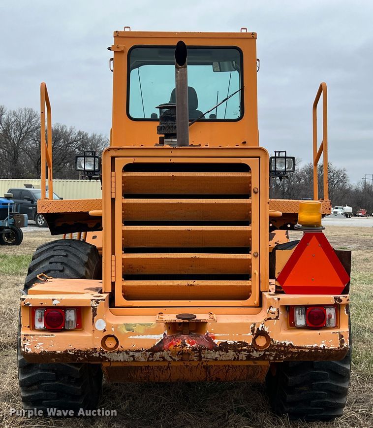 image for item ID9274 2002 Daewoo Mega 200III  wheel loader