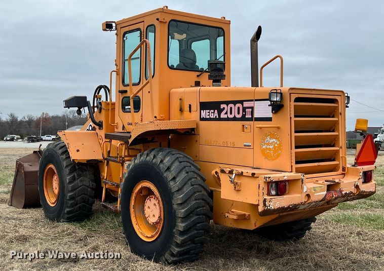 image for item ID9274 2002 Daewoo Mega 200III  wheel loader