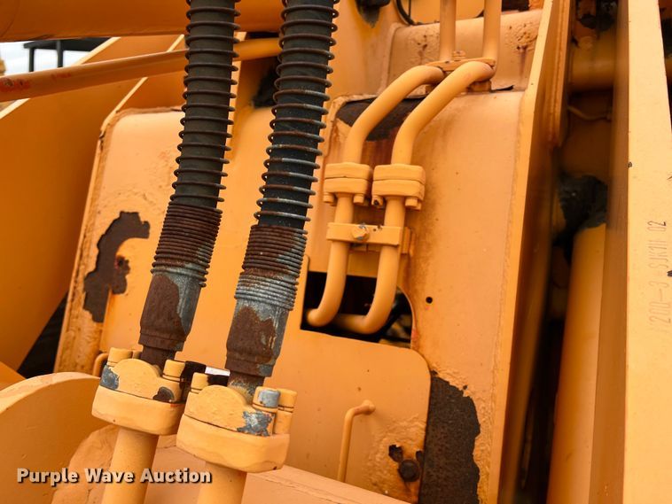 image for item ID9274 2002 Daewoo Mega 200III  wheel loader