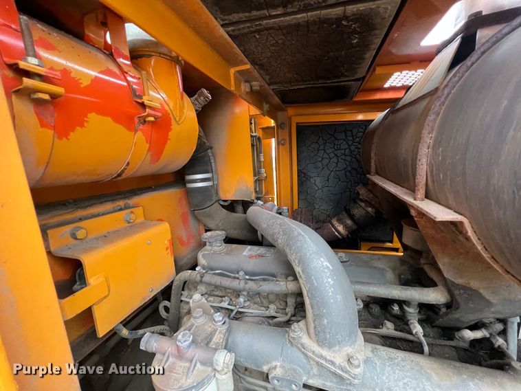 image for item ID9274 2002 Daewoo Mega 200III  wheel loader