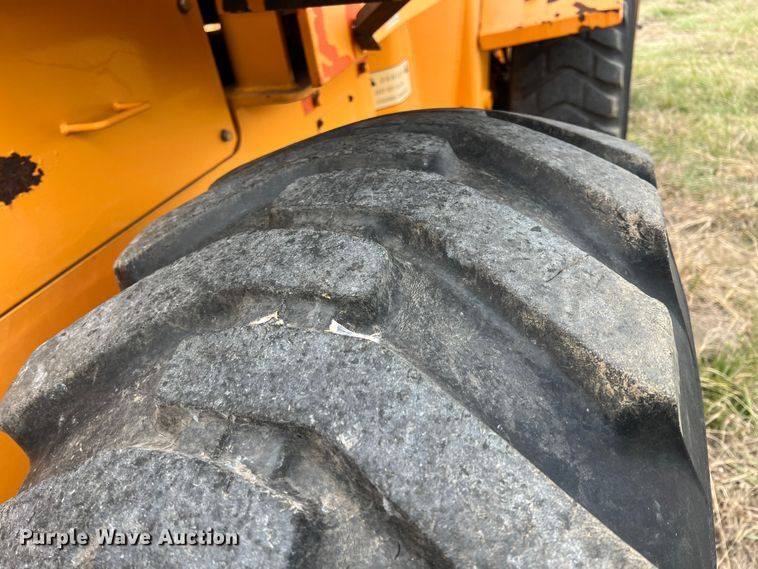 image for item ID9274 2002 Daewoo Mega 200III  wheel loader