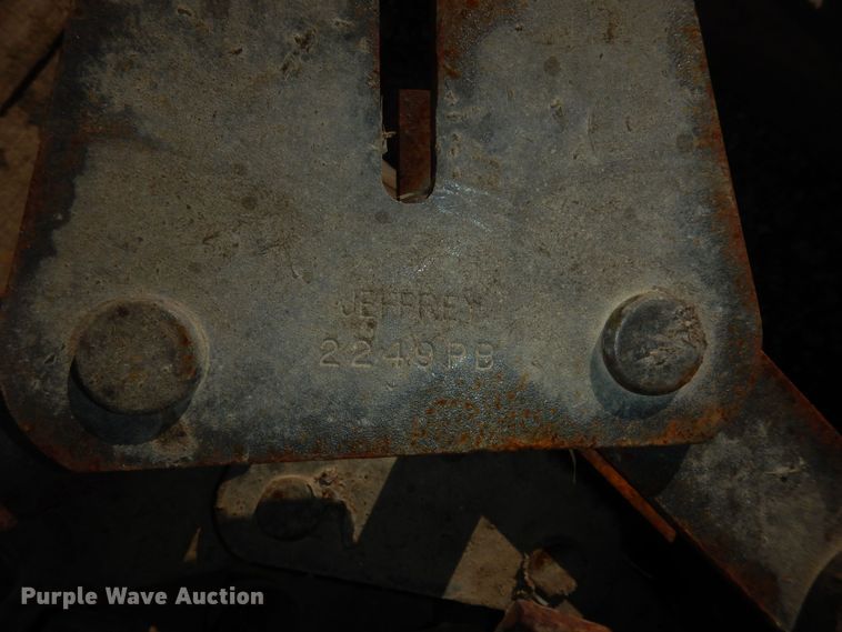 image for item IE9971 John Deere  3.5" W elevating scraper chains