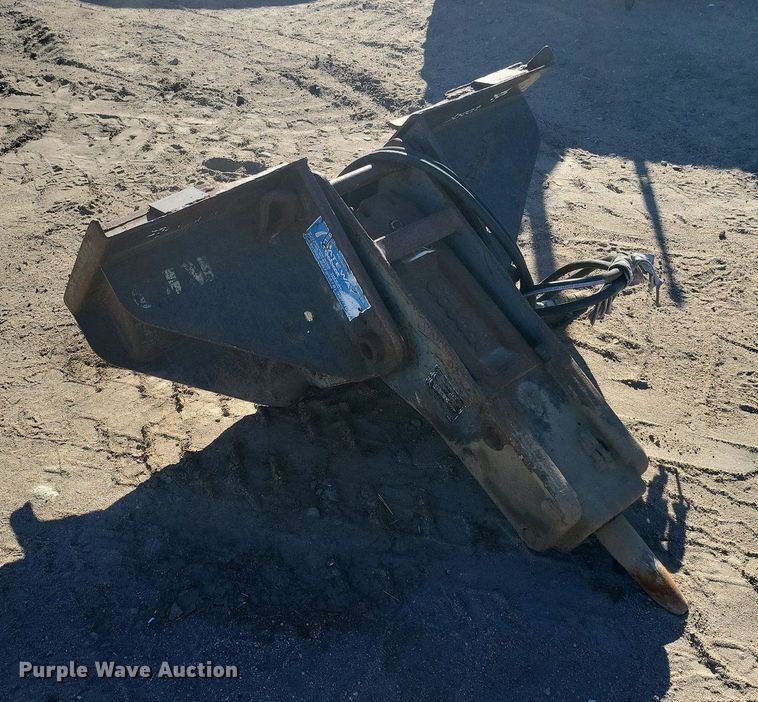 image for item IU9898 Bobcat  skid steer breaker