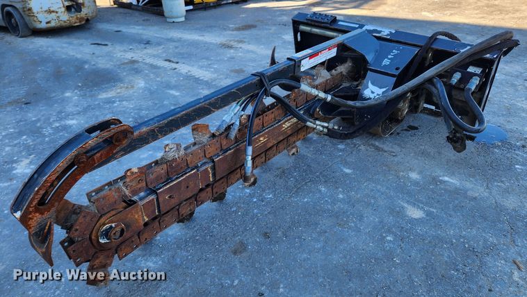 image for item JB9677 2015 Bobcat LT414  skid steer trencher